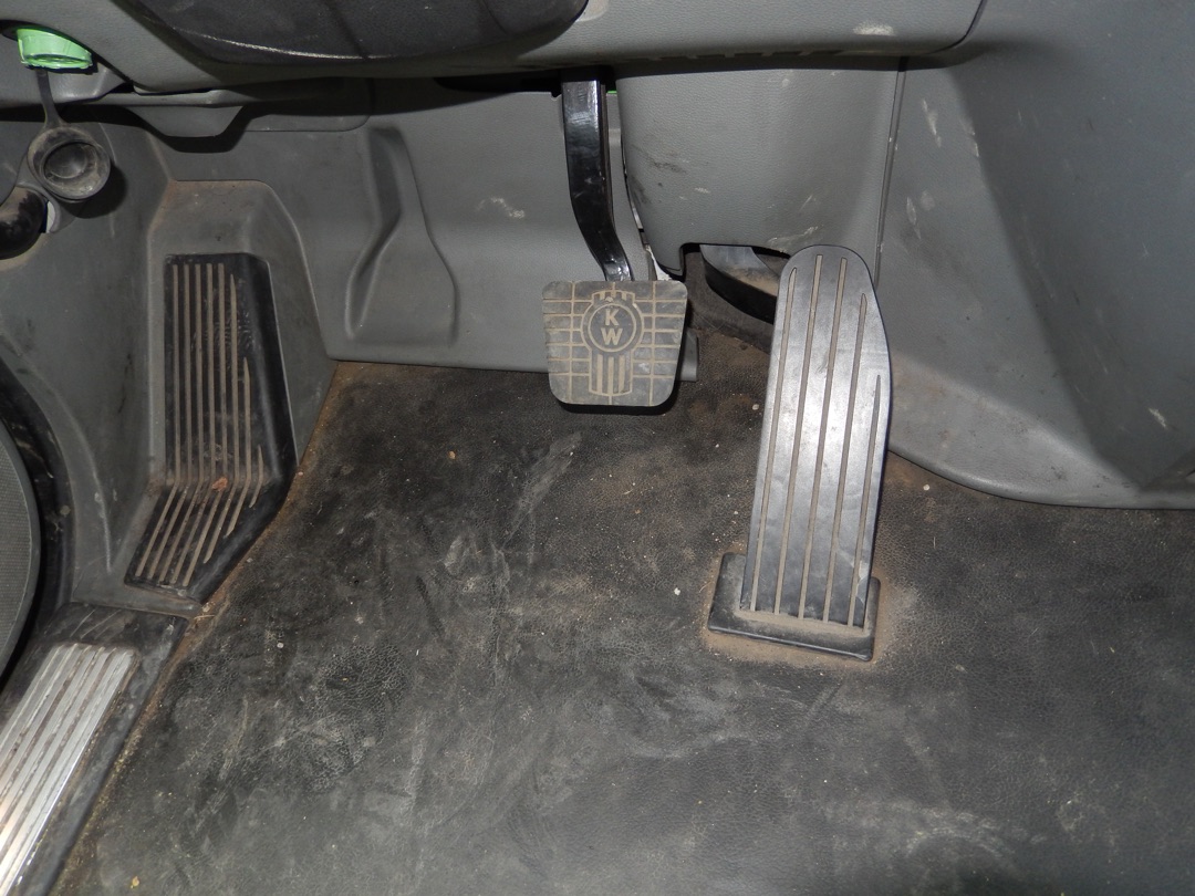 2017 KENWORTH T680 - Image 15